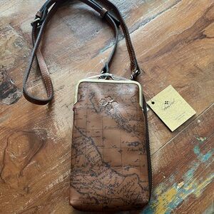 NWT Patricia Nash Pertina Frame Pouch
